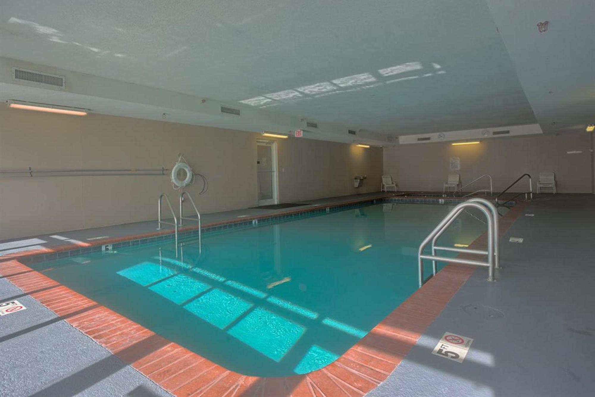 Regency Isle Villa Orange Beach Room photo